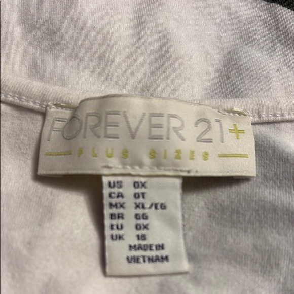 Forever 21 Plus Women’s 0X Tropical Banana Leaf Print Spaghetti Strap Bodysuit - Picture 5 of 5